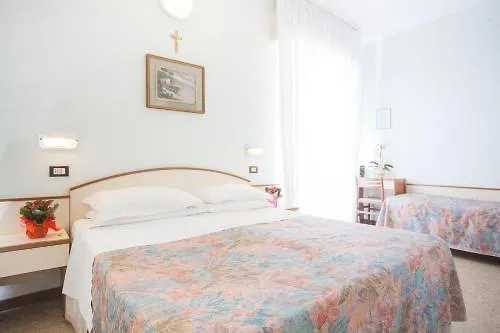 Hotel Latini Rimini 3*,  Italia