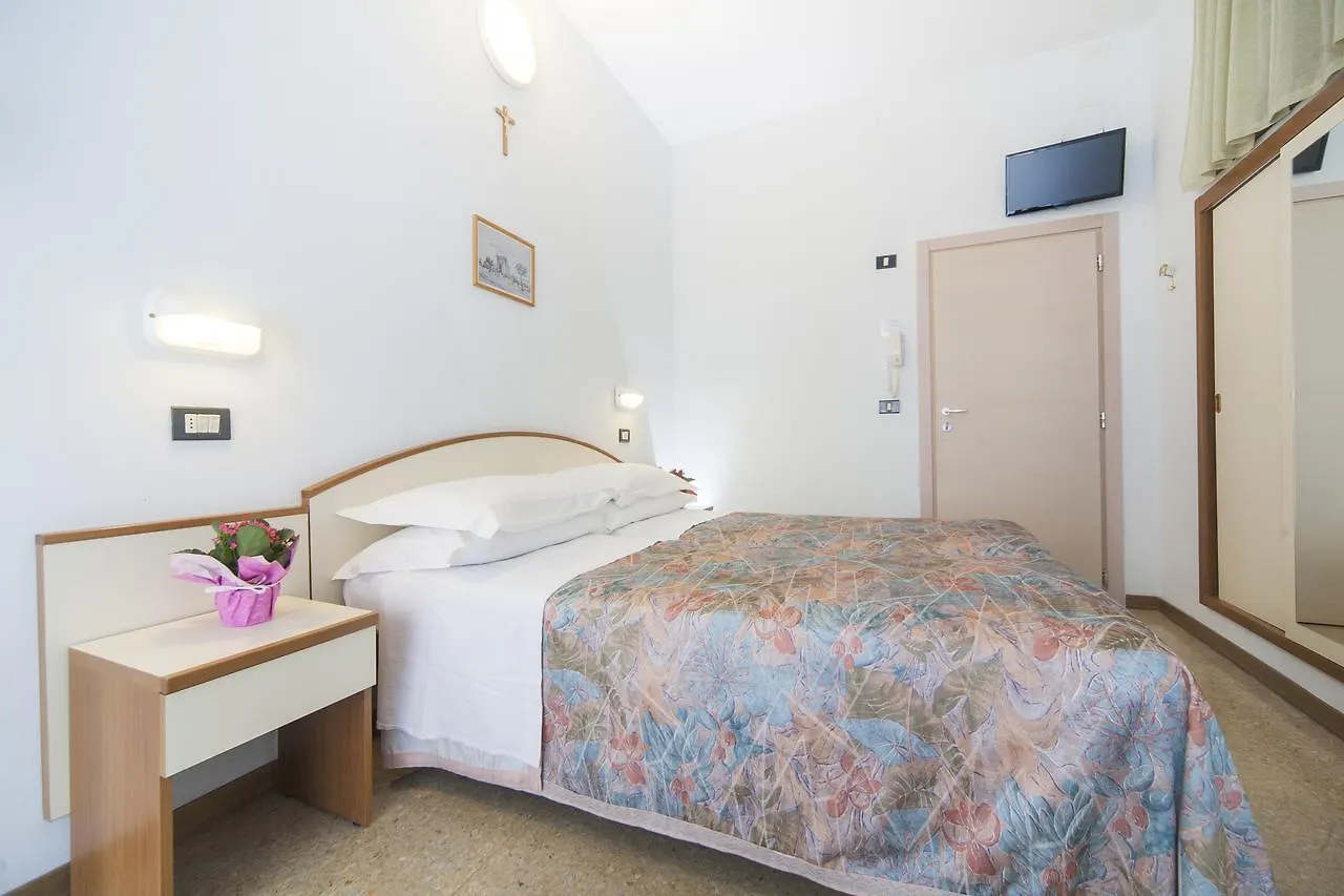 Hotel Latini Rimini